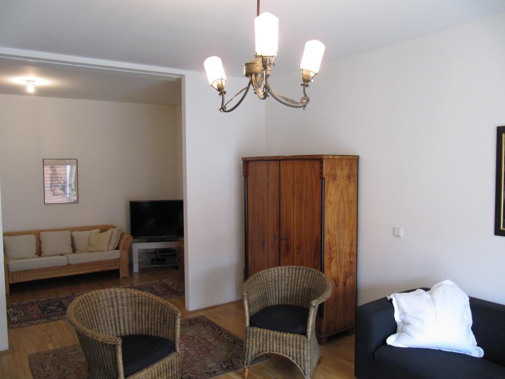 Apartman Old Centre - Rybarska Brana Bratislava Eksteriør billede
